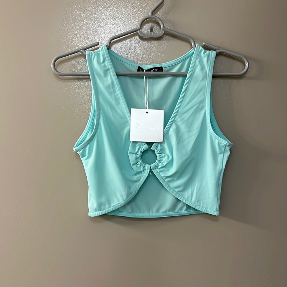 Just Quella - blue crop top